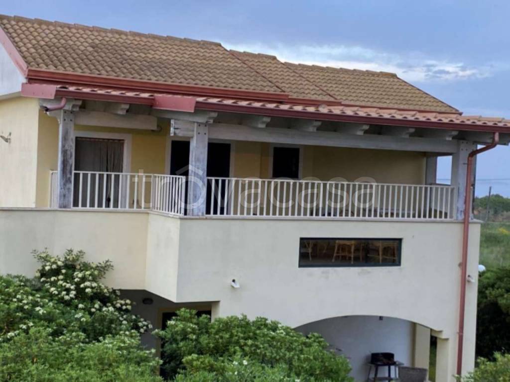 appartamento in vendita ad Isola di Capo Rizzuto in zona Le Castella