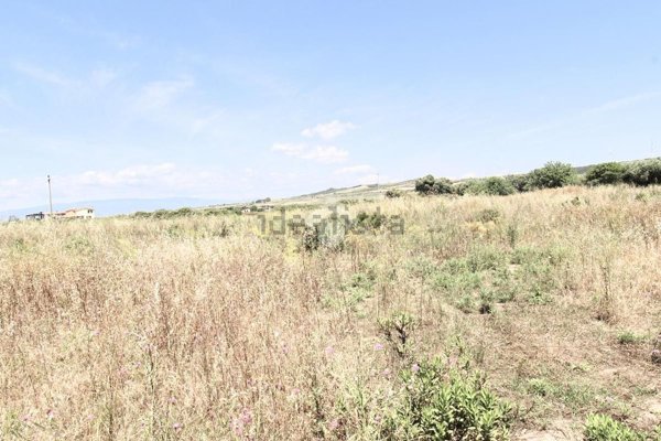 terreno edificabile in vendita ad Isola di Capo Rizzuto