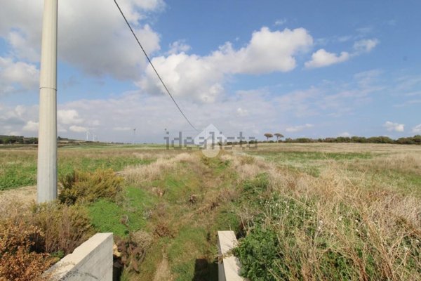 terreno edificabile in vendita ad Isola di Capo Rizzuto