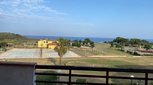 appartamento in vendita ad Isola di Capo Rizzuto in zona Capo Rizzuto