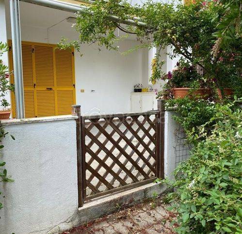 appartamento in vendita ad Isola di Capo Rizzuto in zona Capo Rizzuto