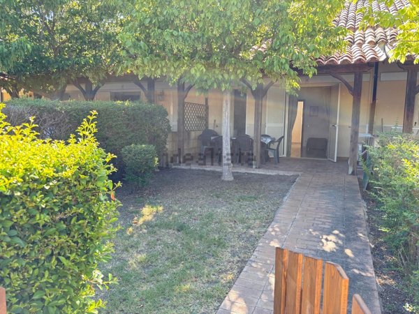 casa indipendente in vendita ad Isola di Capo Rizzuto in zona Capo Rizzuto