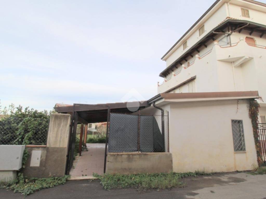 casa indipendente in vendita ad Isola di Capo Rizzuto in zona Capo Rizzuto