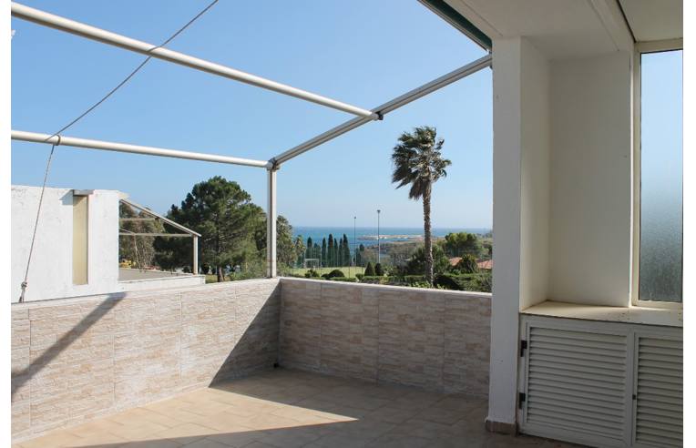 appartamento in vendita ad Isola di Capo Rizzuto in zona Le Castella