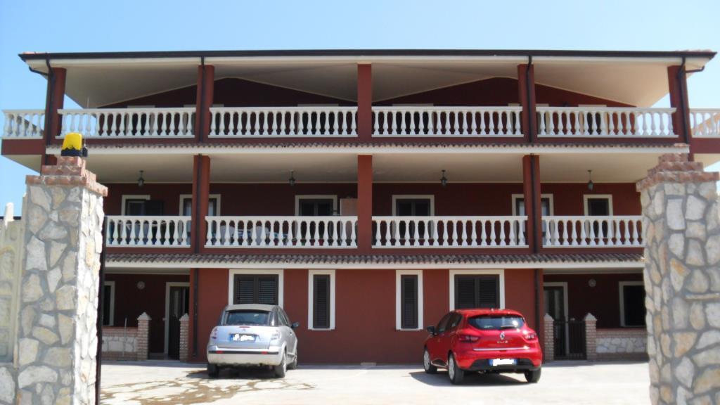 casa indipendente in vendita ad Isola di Capo Rizzuto in zona Capo Rizzuto