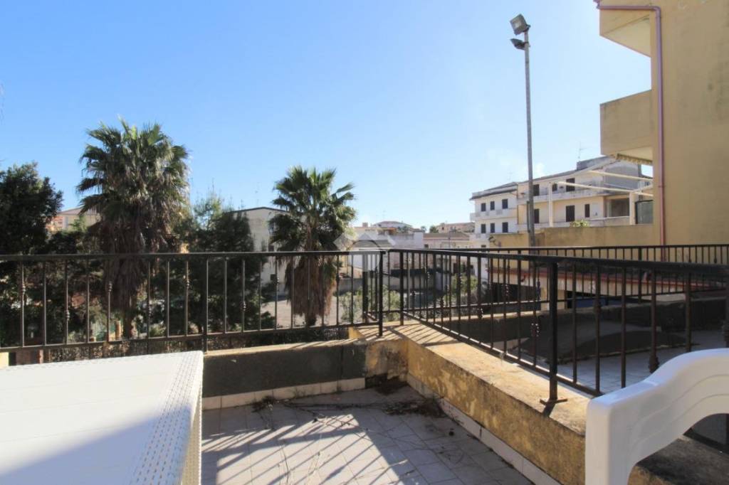 appartamento in vendita ad Isola di Capo Rizzuto in zona Le Castella