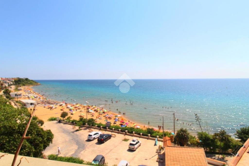 appartamento in vendita ad Isola di Capo Rizzuto in zona Capo Rizzuto