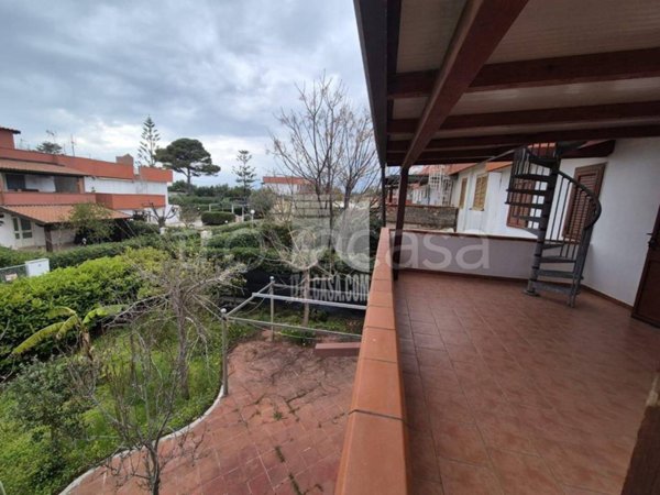 appartamento in vendita ad Isola di Capo Rizzuto in zona Capo Rizzuto