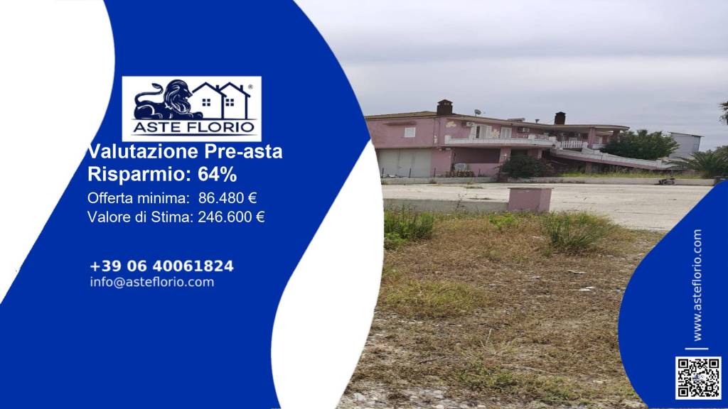 locale commerciale in vendita ad Isola di Capo Rizzuto in zona Capo Rizzuto