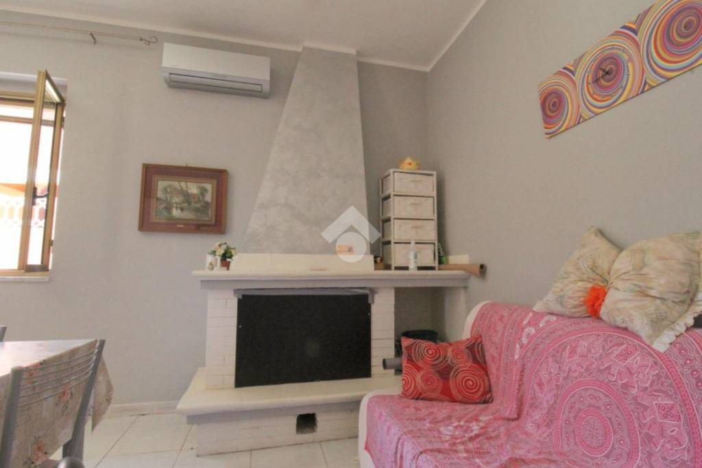 casa indipendente in vendita ad Isola di Capo Rizzuto in zona Capo Rizzuto