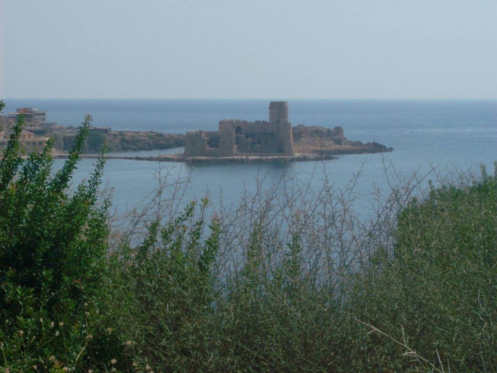 villa in vendita ad Isola di Capo Rizzuto in zona Le Castella