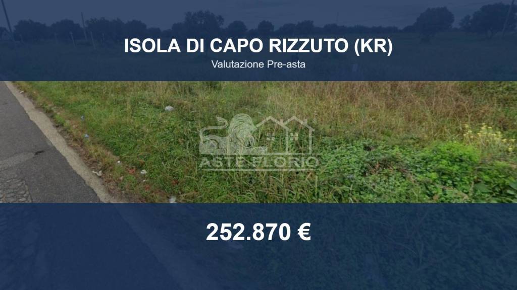 terreno edificabile in vendita ad Isola di Capo Rizzuto in zona Capo Rizzuto
