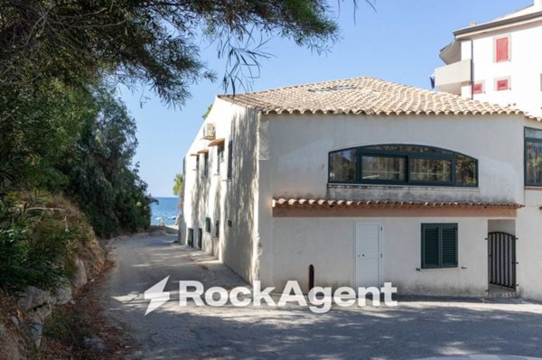 appartamento in vendita ad Isola di Capo Rizzuto