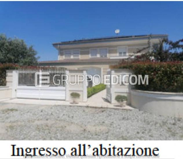 casa indipendente in vendita a Rocca di Neto in zona Setteporte