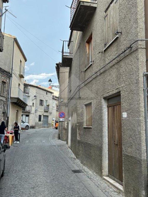 casa indipendente in vendita a Savelli