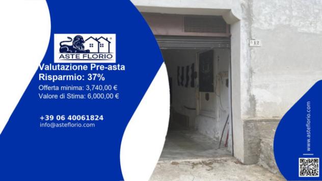 locale commerciale in vendita a Strongoli