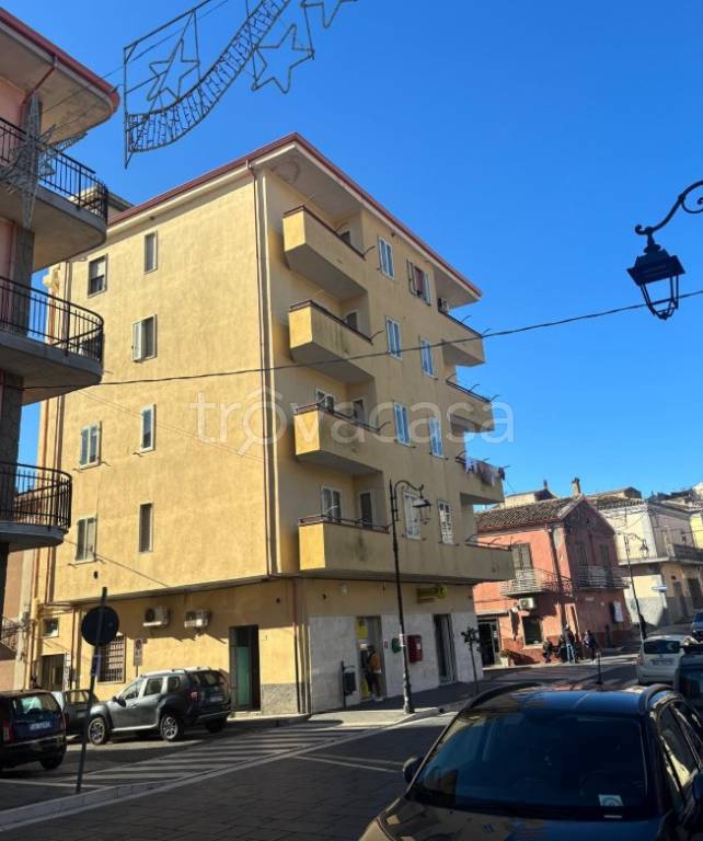 ufficio in vendita a Strongoli
