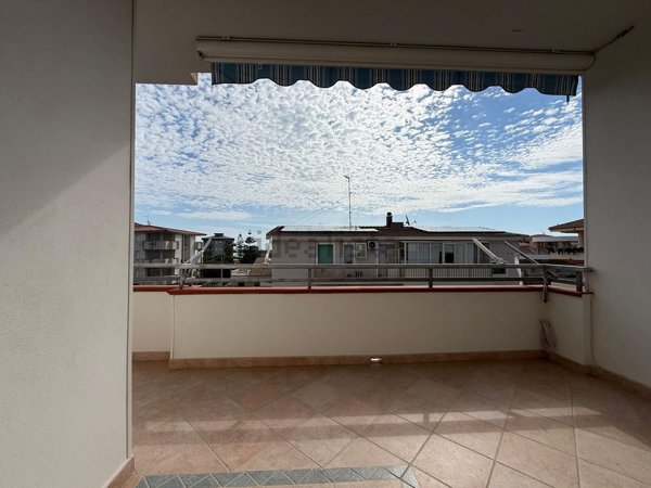 appartamento in vendita a Strongoli in zona Marina