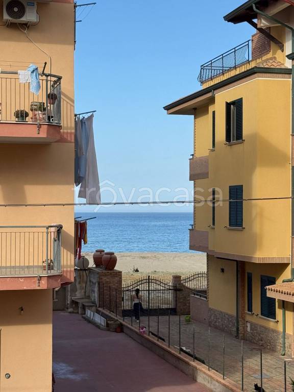 appartamento in vendita a Strongoli in zona Marina