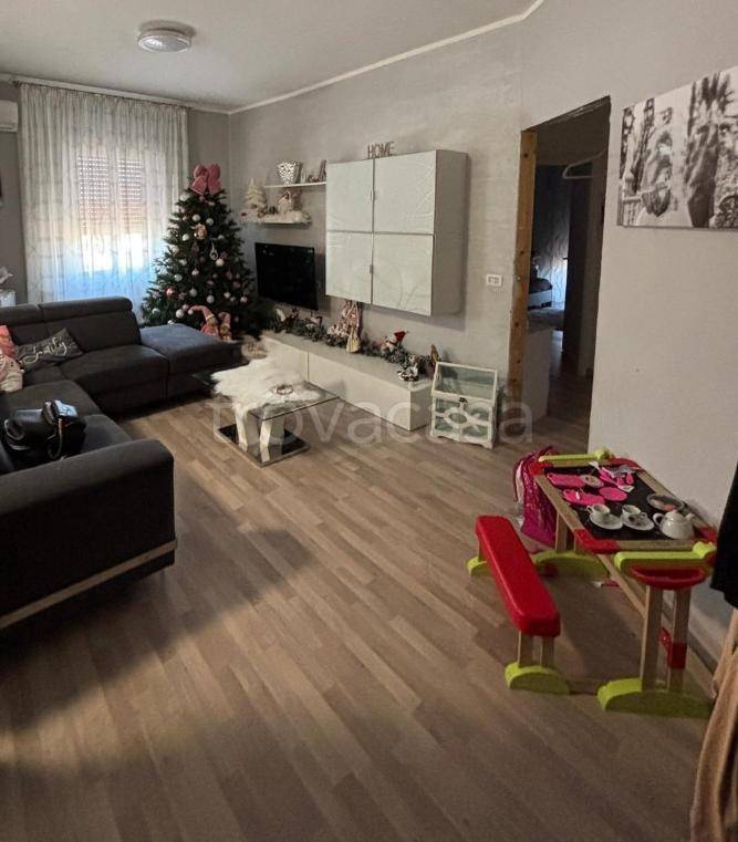 appartamento in vendita a Strongoli