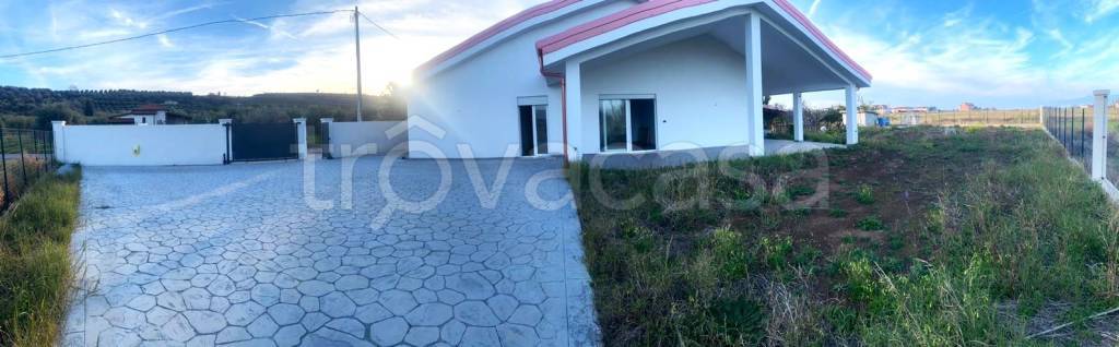 casa indipendente in vendita a Briatico
