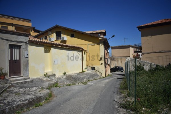 casa indipendente in vendita a Briatico
