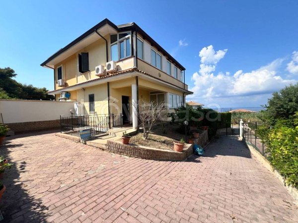 casa indipendente in vendita a Briatico in zona San Leo