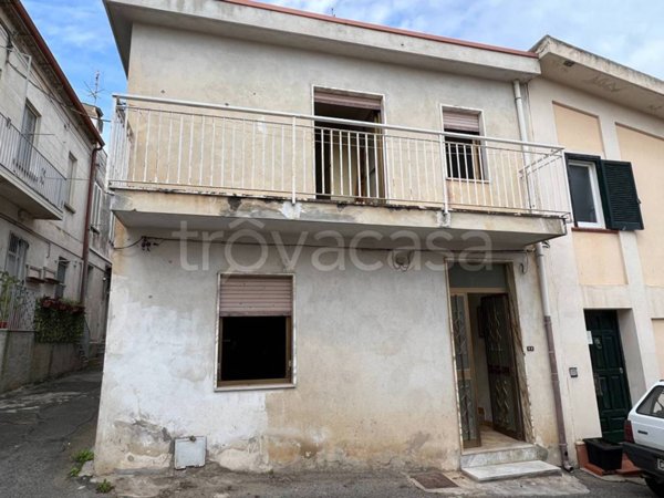 casa indipendente in vendita a Briatico