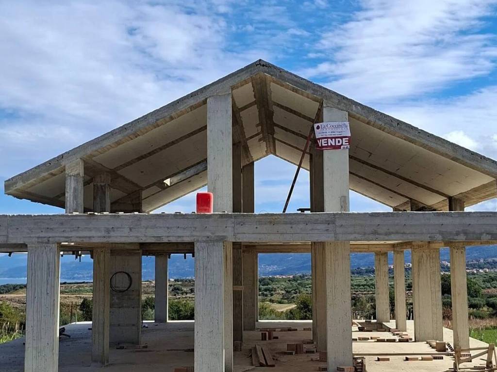 casa indipendente in vendita a Briatico