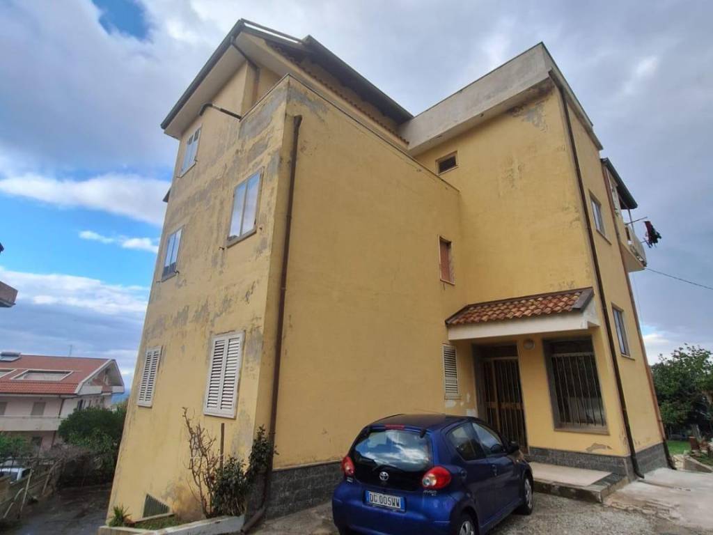 appartamento in vendita a Briatico