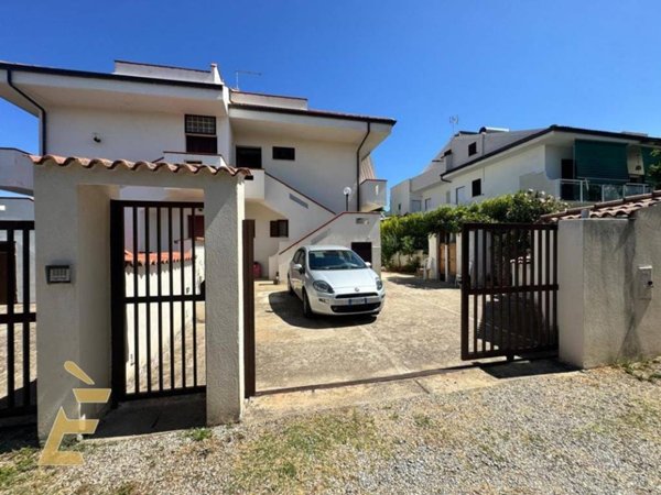 appartamento in vendita a Briatico