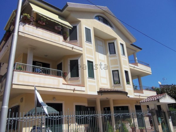 appartamento in vendita a Briatico