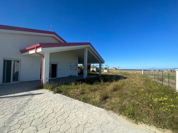 casa indipendente in vendita a Briatico