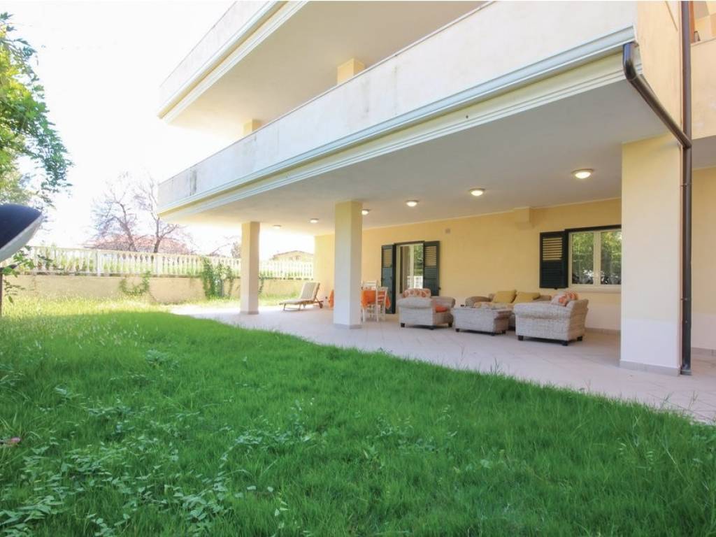 appartamento in vendita a Briatico