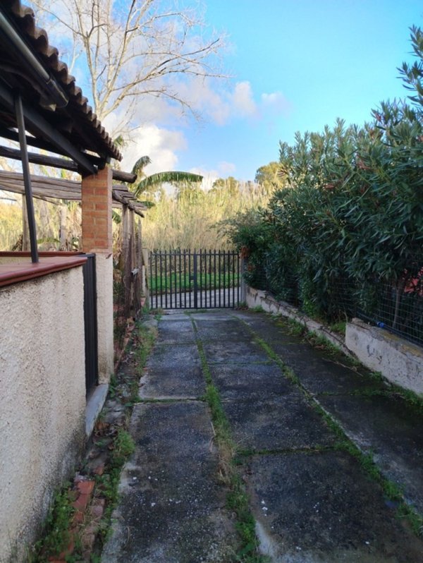 casa indipendente in vendita a Briatico