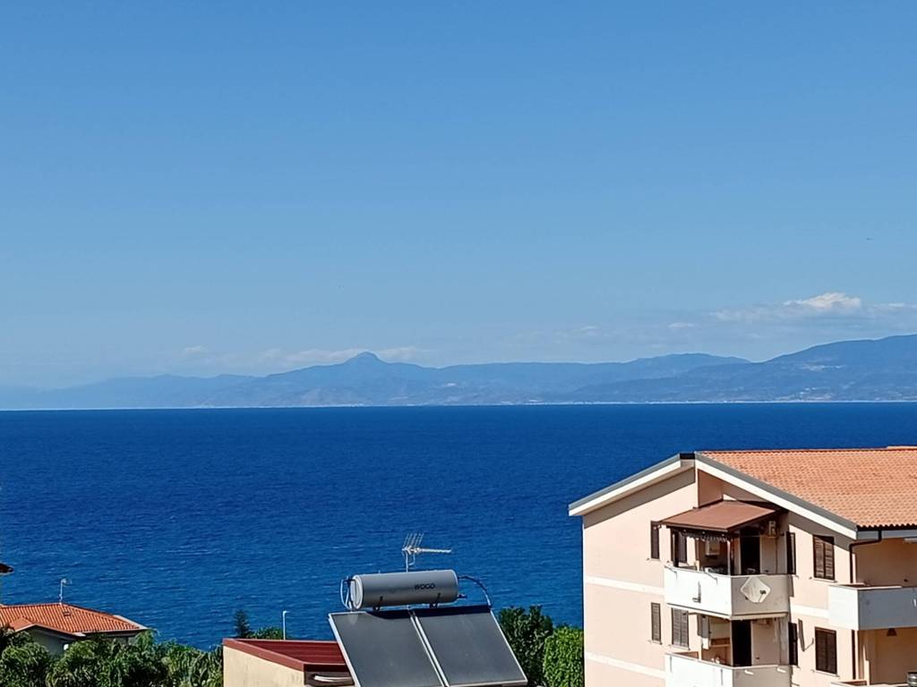 appartamento in vendita a Briatico in zona San Leo