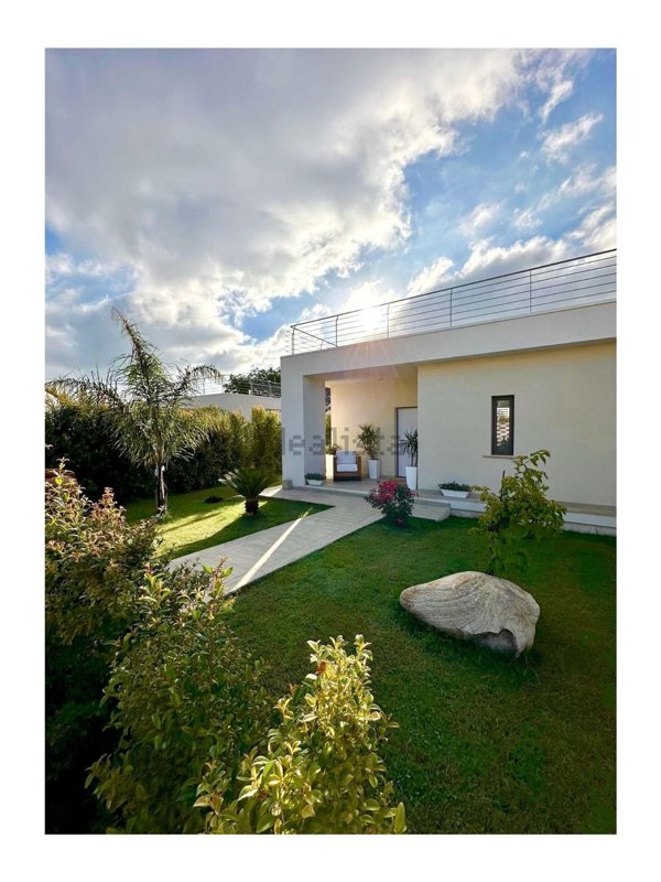 casa indipendente in vendita a Drapia