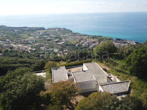 casa indipendente in vendita a Drapia