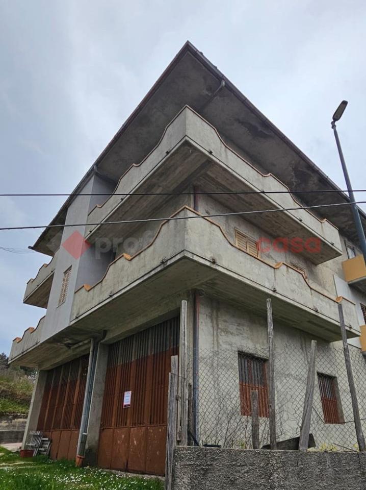 appartamento in vendita a Fabrizia