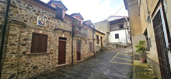 casa indipendente in vendita a Filadelfia