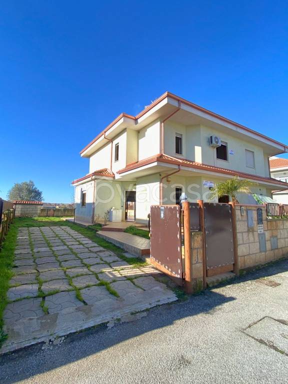 casa indipendente in vendita ad Ionadi in zona Vena