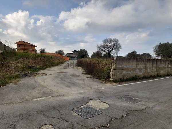 terreno edificabile in vendita ad Ionadi in zona Vena