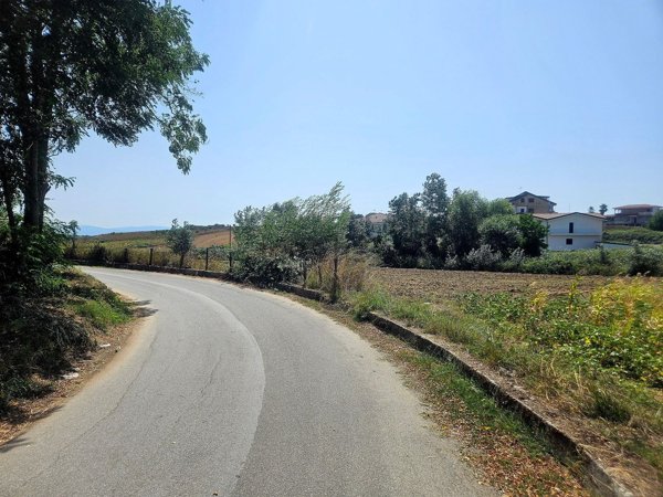 casa indipendente in vendita ad Ionadi in zona Vena