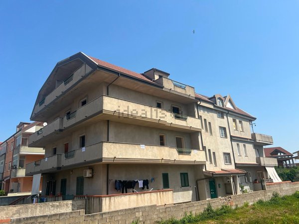 appartamento in vendita ad Ionadi in zona Vena