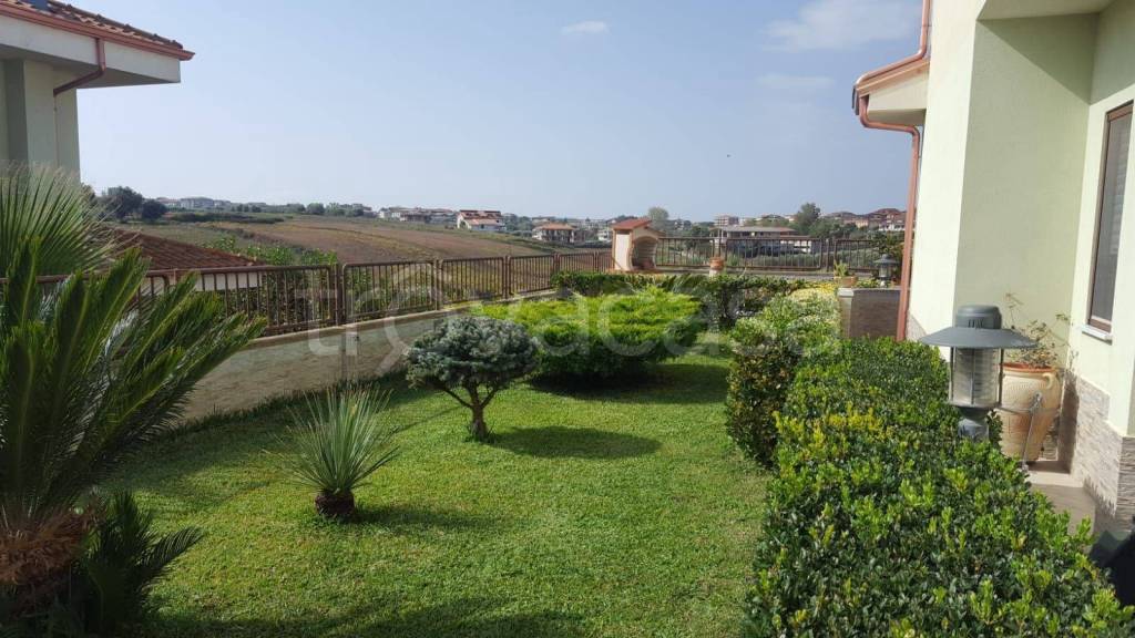 casa indipendente in vendita ad Ionadi in zona Vena