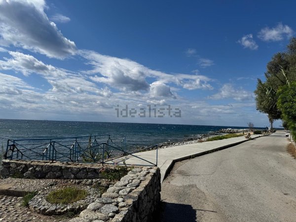 casa indipendente in vendita a Joppolo