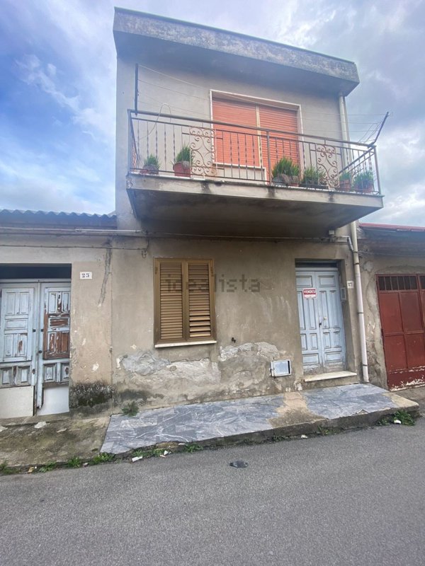 casa indipendente in vendita a Mileto