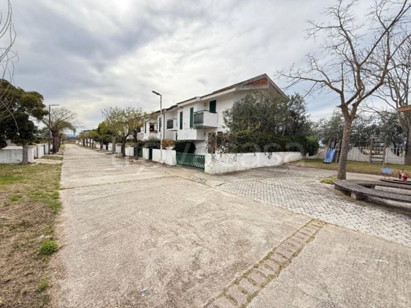casa indipendente in vendita a Nicotera in zona Marina