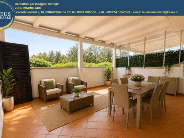 casa indipendente in vendita a Nicotera