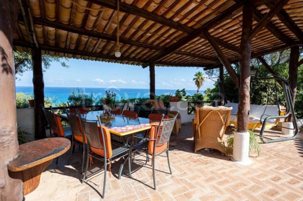 casa indipendente in vendita a Parghelia